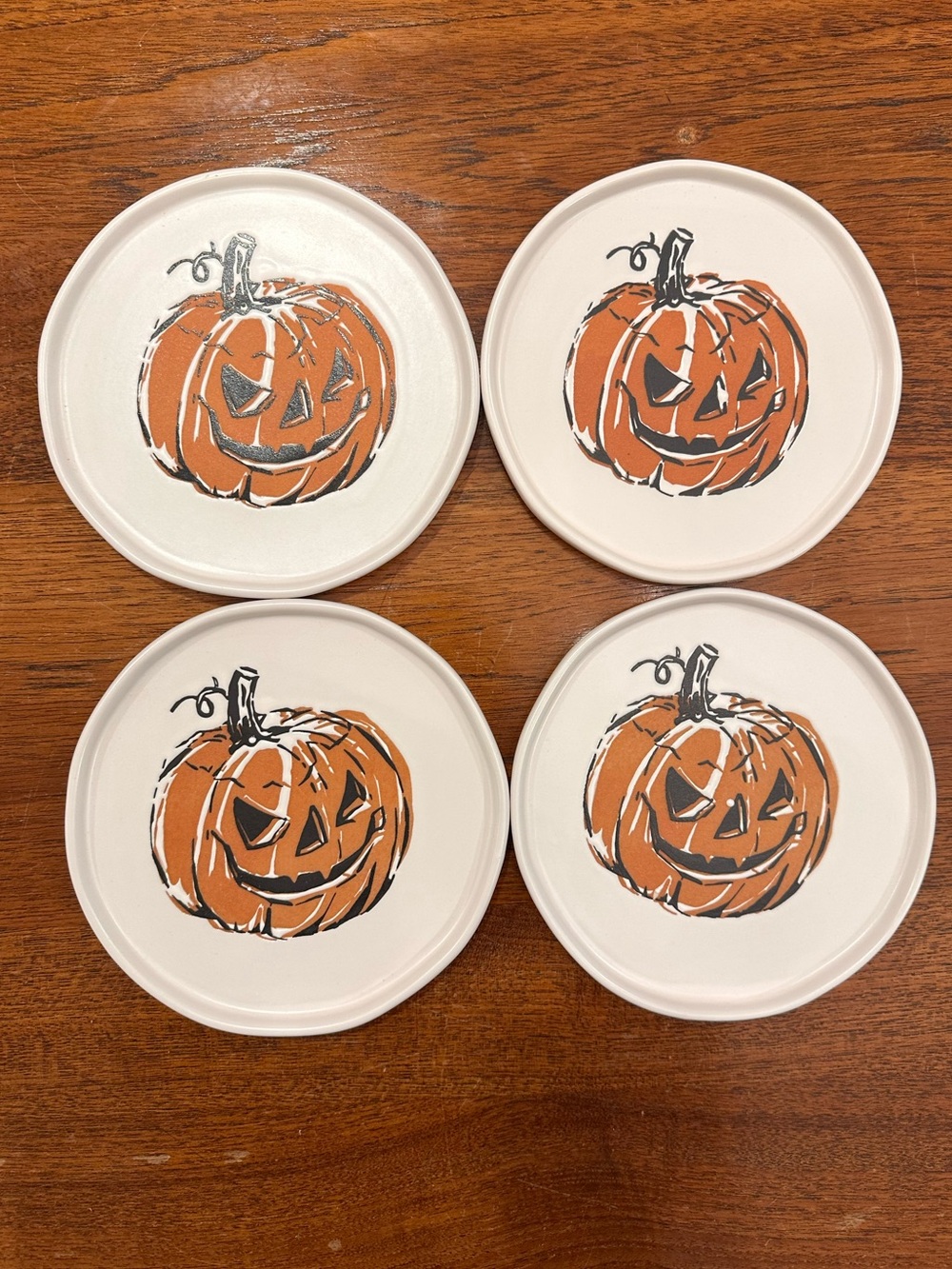 NEW Threshold Halloween Stoneware 6” Appetizer Plate, Set of 4, Jack-o’-lantern